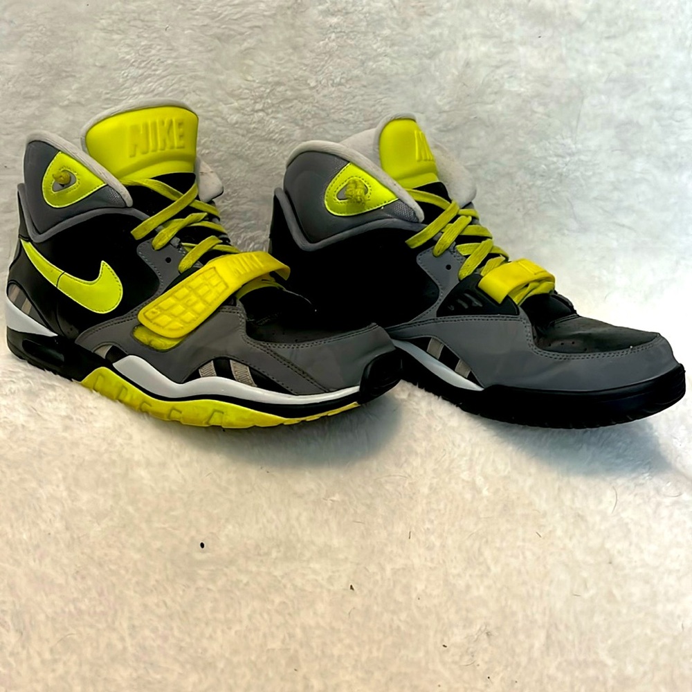 Nike Air Bo Jackson High Tops Men’s 13